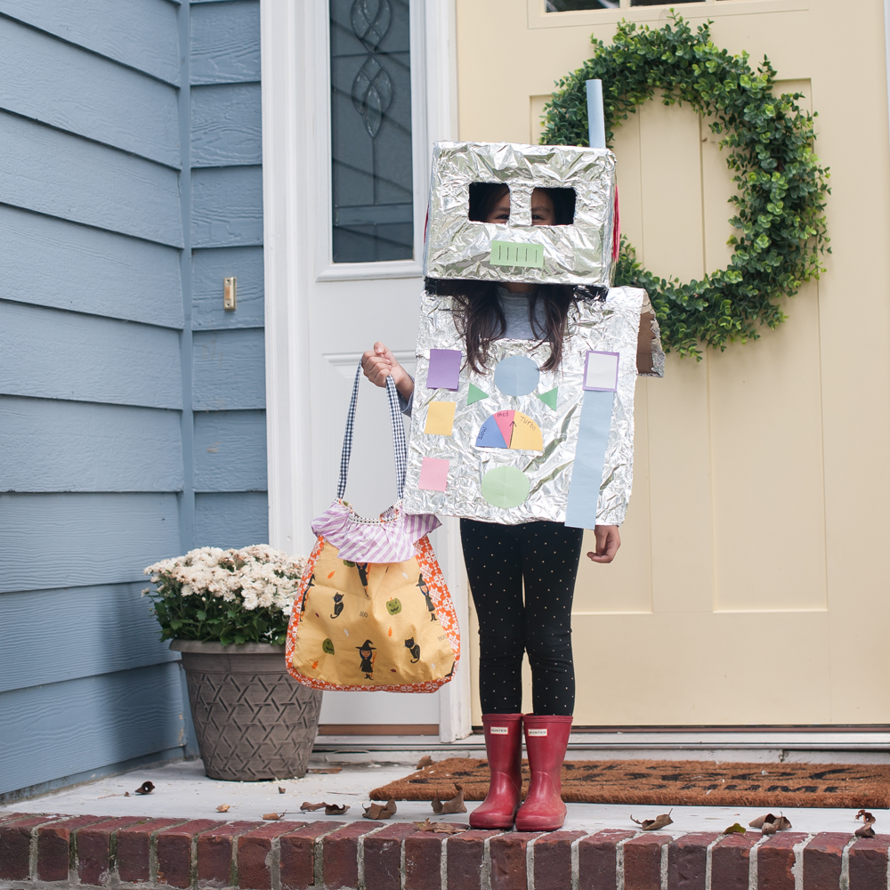 halloween robot costume cardboard box